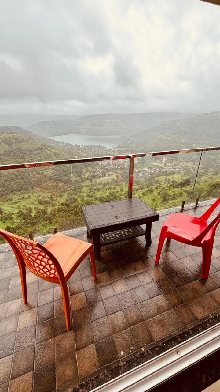 Paramount 3 Ac Bedrooms Hall Garden With Lake View Panchgani Exterior foto